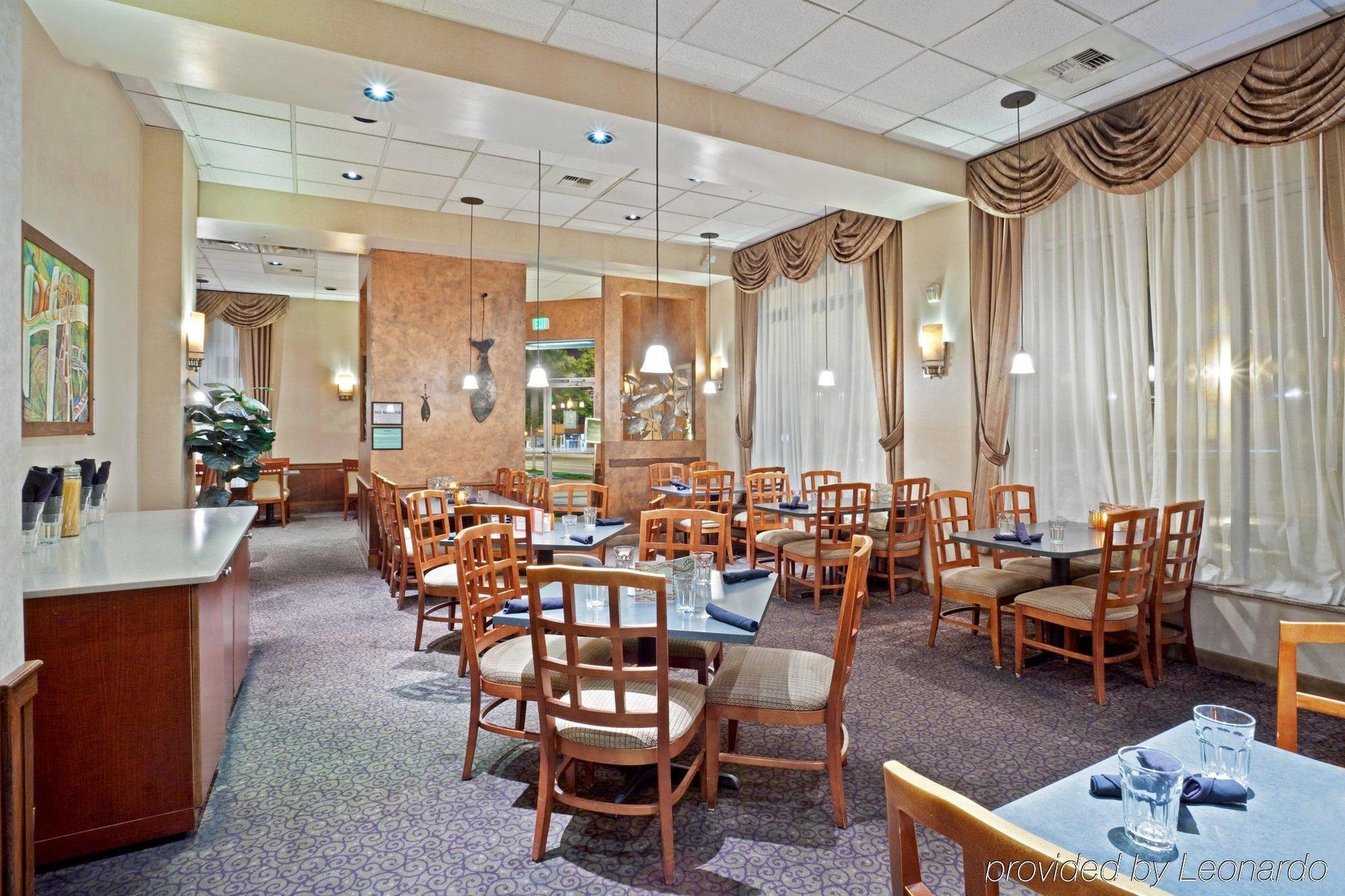 Holiday Inn Seattle Dwtn Lake Union By Ihg Restaurant photo