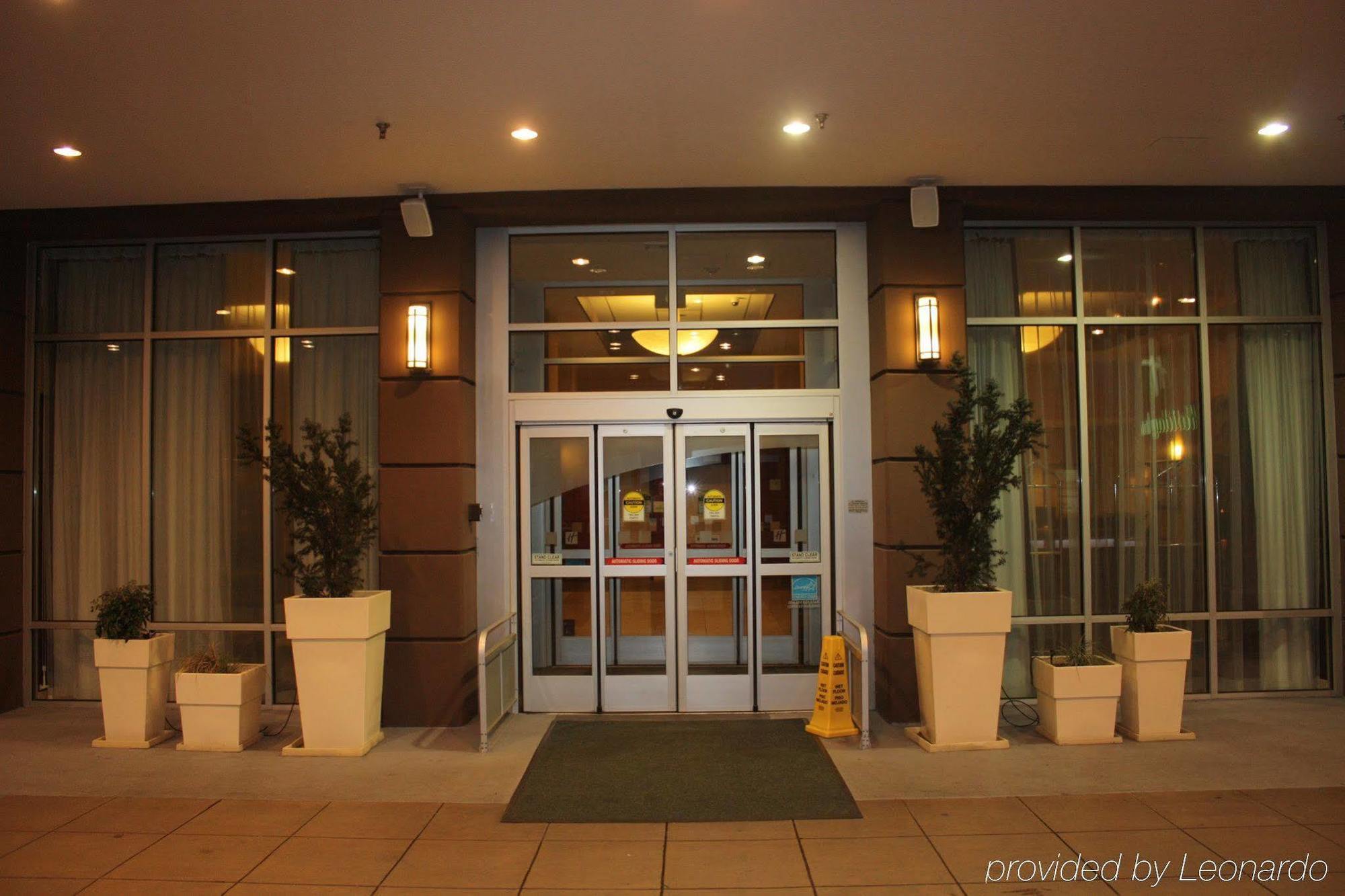 Holiday Inn Seattle Dwtn Lake Union By Ihg Exterior photo